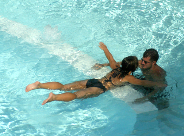 PoolCouple9717-Web.jpg