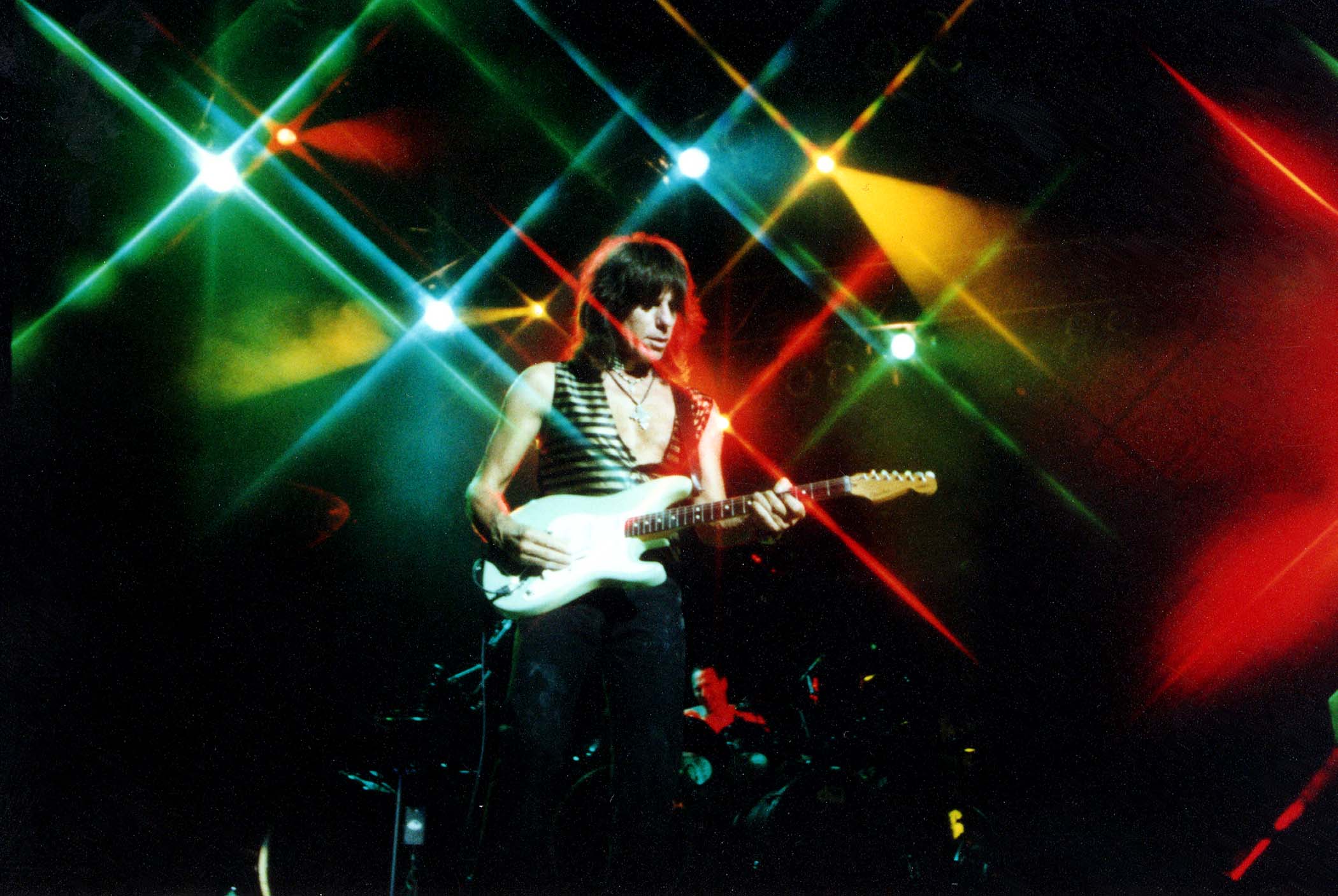 jeffbeckgc28.jpg